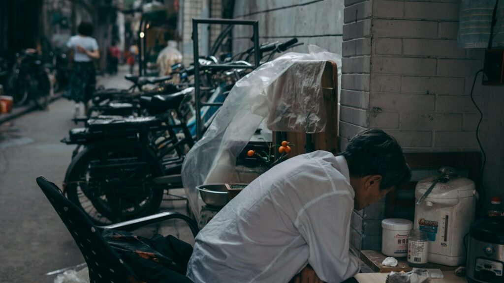 How to Safely Store E-Bike Batteries During Winter: Voltage, Temperature, and Health Checks professional technical reference figure 3